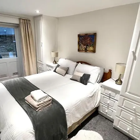 Apartamento Cozy 3 Bed Flat Near To Station Londres Exterior foto